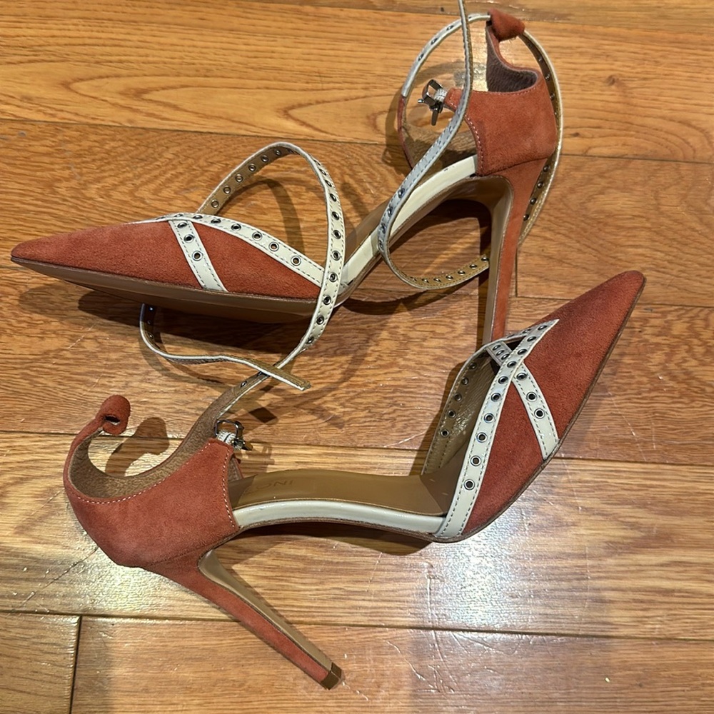 Napoleoni heels